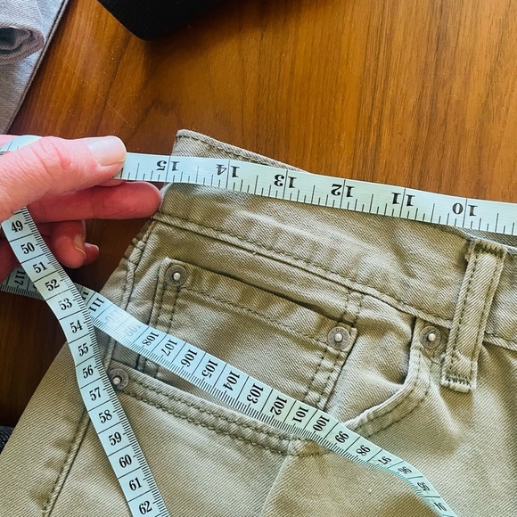 Levi’s 505 Khaki Green Pants 31x32 - Picture 10 of 13